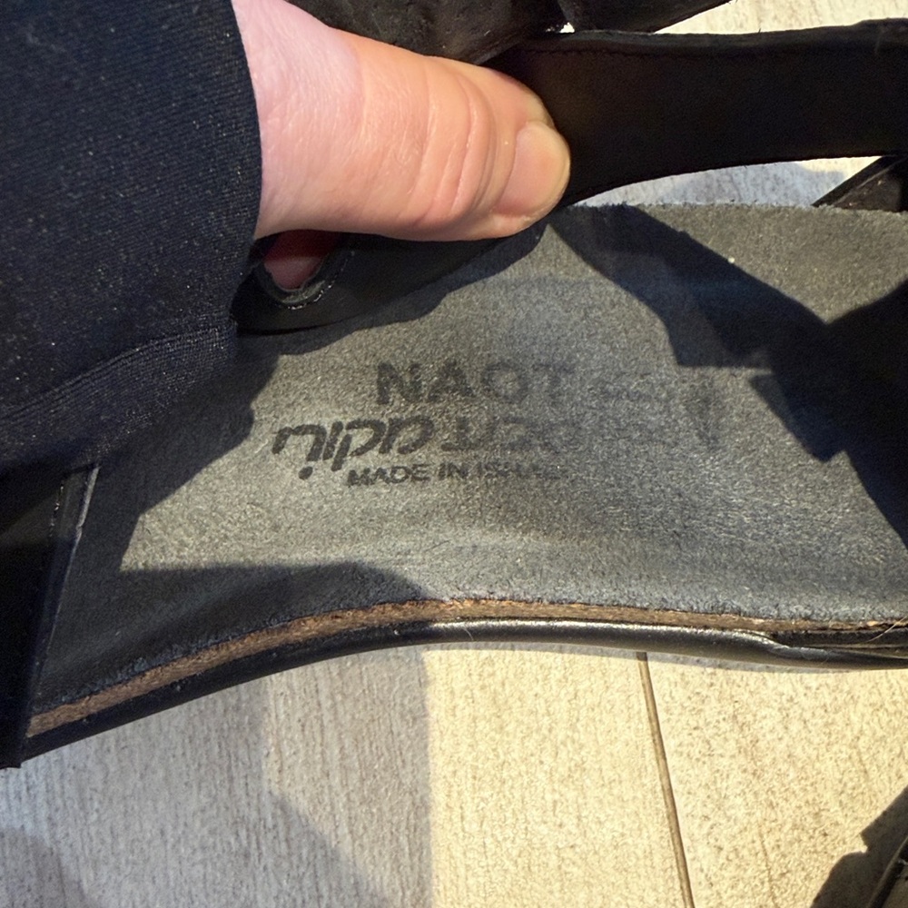 Naot Rianna Coal Oily Nubuk Size 35 NWT - Picture 6 of 10